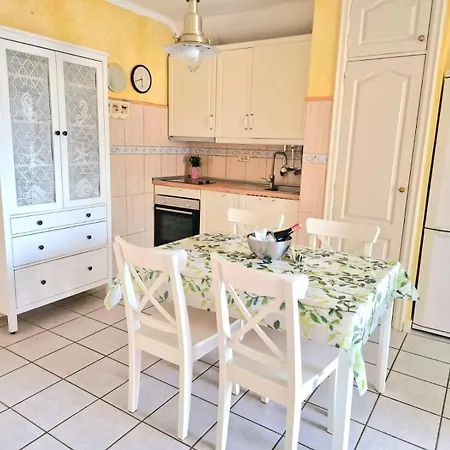 Rocas Del Mar Sur Apartment